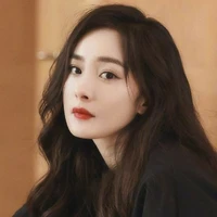 Dương Mịch/Mẹ các anh/