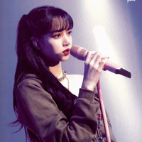 LaLisa Manoban[Y]
