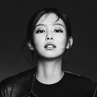 Kim Jennie - Cô