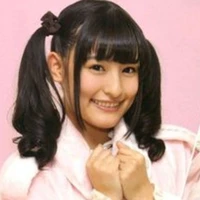Izumi Kagura ( Hoả Xa Hồng )
