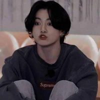 Jeon Jung Kook (Kookie)(cậu)