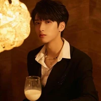 Nghiêm Hạo Tuờng