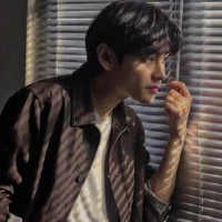 Kim Taehyung - Hắn