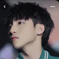 tùng