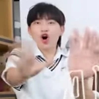 Sơn Lê