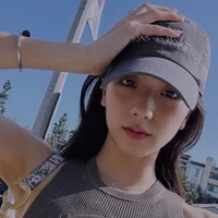 Kim Jisoo (Y)