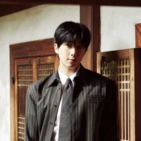 La NamJoon Manoban (ba cô)