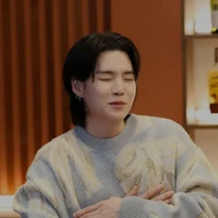 La Yoongi Manoban (Suga)