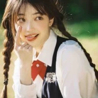 Nguyệt Hà Xử Nữ