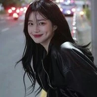 Ánh Tuyết ( bạn thân nữ 9)