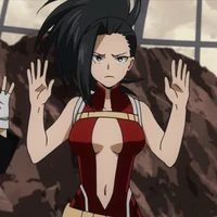 momo yaoyorozu