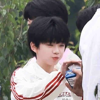 Trương Hàm Thụy