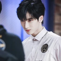 Nghiêm Hạo Tường