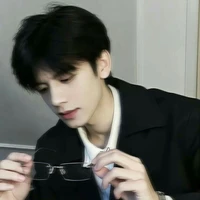 Trương Vũ Hàn < ba cậu >