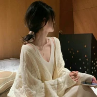 Hạ Nhiên < mẹ kế cậu >