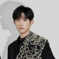 Dịch Dương Thiên Tỉ