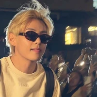 Kim Taehyung (V)