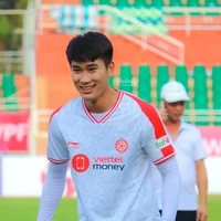 Nhâm Mạnh Dũng