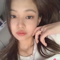 𝘒𝘪𝘮 𝘑𝘦𝘯𝘯𝘪𝘦