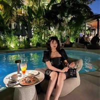 Tác giả bệnh lười )