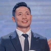 Tư