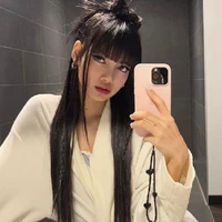 Lalisa Manobal(em)