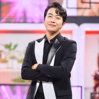 Phan Lê Vy Thanh ( bn thân của Huy)