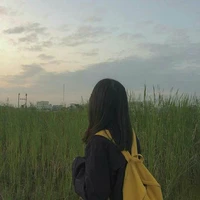 Huỳnh Như ( e gái của Huy)