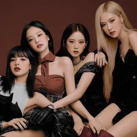 4 chị