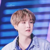 Suga ( Ba nàng )
