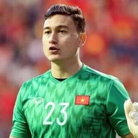 Văn LÂM
