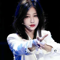 Viên Nhất Kỳ
