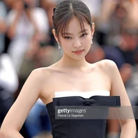 Kim Jennie [em]