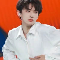 Dư Vũ Hàm (YuYuHan_YYH)