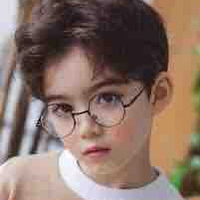 Thương Thiếu Khải  (lúc nhỏ)