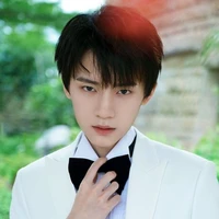 Ngải Giai/Chu Dực Nhiên