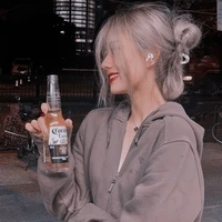 Hạ Gia Hy_bff nu9