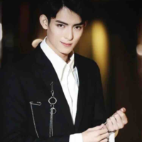 Vương Hạo Hiên. ( em NB )