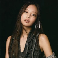 kim jennie( trân Ni)