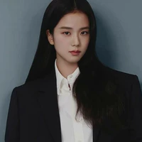 Jisoo - Chị