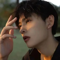 Lục Hoàng Kim Ngưu¹⁹