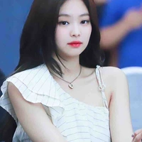Kim Jennie (em)