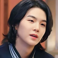 Min Yoongi ( Suga )