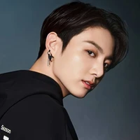 Jeon Jungkook ( JK )