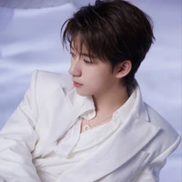 Hạ Tuấn Lâm💗(cậu)🐰