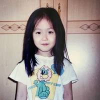 Kim Jisoo-Hồi bé