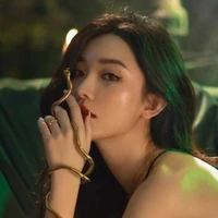 Huỳnh Tuyết Mai