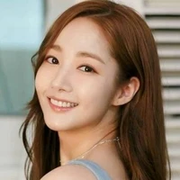 Park Min Young (Bà Park)