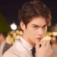 Thyme Akira Paramaanantra