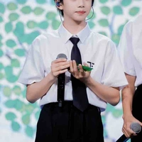 Trương Hàm Thuỵ